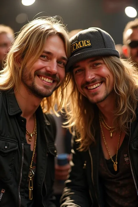 Kurt Cobain and Axl Rose smiling 