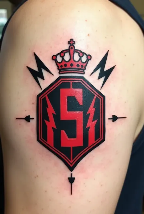 A minimalist Flamengo tattoo with a crown on top and lightning bolts coming out of it