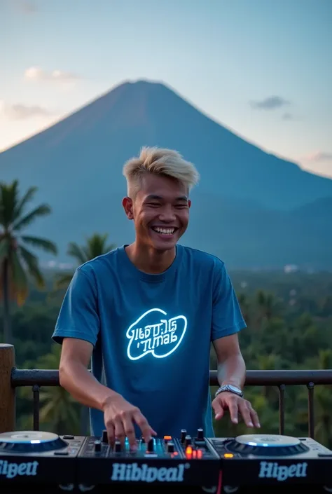 Pria Indonesia rambut blonde abu memakai t shirt biru logo ( glowing text) yang sedang bermaen DJ, dengan latar topografi dynamic ultra realistis photography Gunung salak. The Indonesian man  clothes as he joyfully spins the decks, framed against the backd...