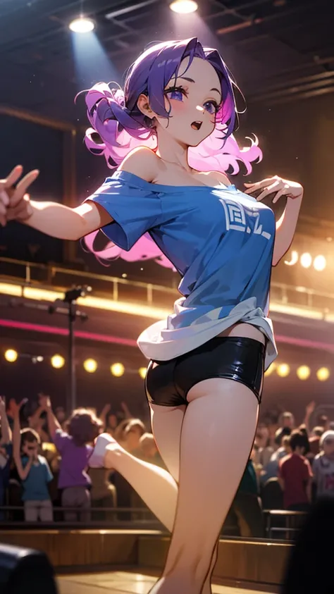 High resolution, One girl,Hairstyle with forehead exposed、Purple Hair、Long hair perm、Off-the-shoulder T-shirt、Hot pants、Dance to the music、fun、Live House Venue、There are a lot of people around