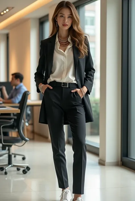 Elegant but youthful outfits to go to the office
