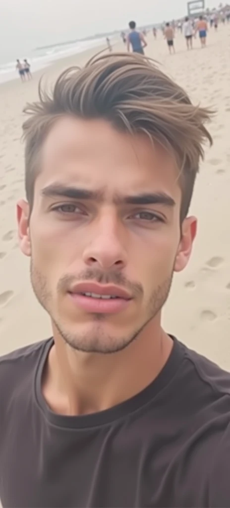 Beach selfie 1 young man ,looking at the viewer, Brown hair, High quality, short hair, Lips slightly parted, simple background, hyper detailed, 