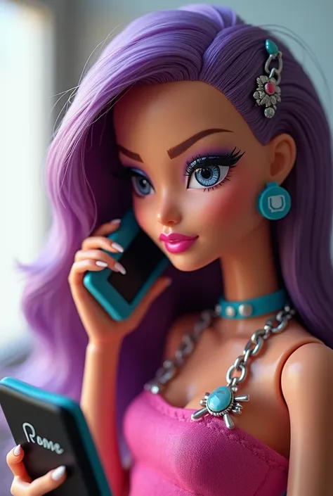 Bratz with a phone in her ear and it says call at the bottom??
