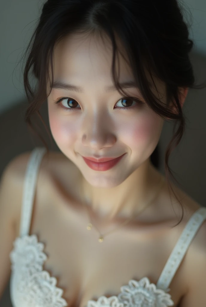 Japanese women、Chest close up、Scallop bra her smile