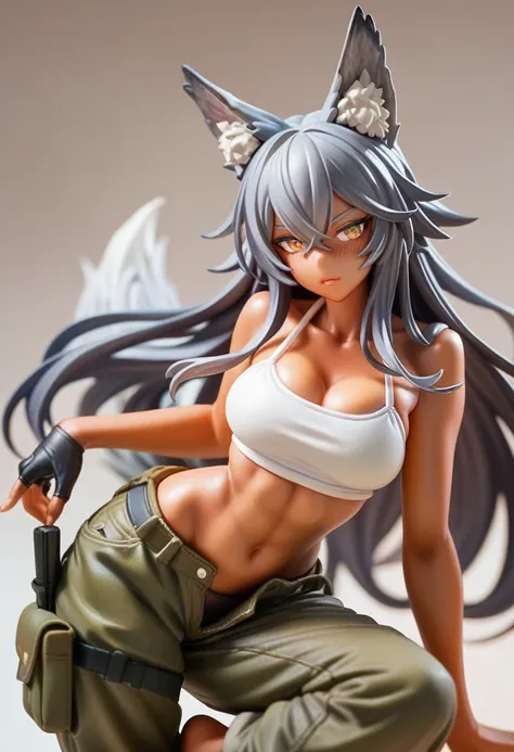 Fox Ears　Gray Wolf Long Hair　Dark skinned girl　She was wearing a bikini on top and cargo pants on the bottom.