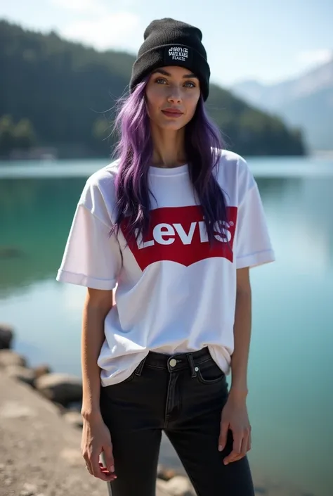 générer une photo pour Instagram en 8k influenceur avec des longs cheveux violet foncé yeux bleu en jean moulant noir chaussure vans avec  un t shirt blanc levis un bonnet bleu the North face devant le lac d annecy