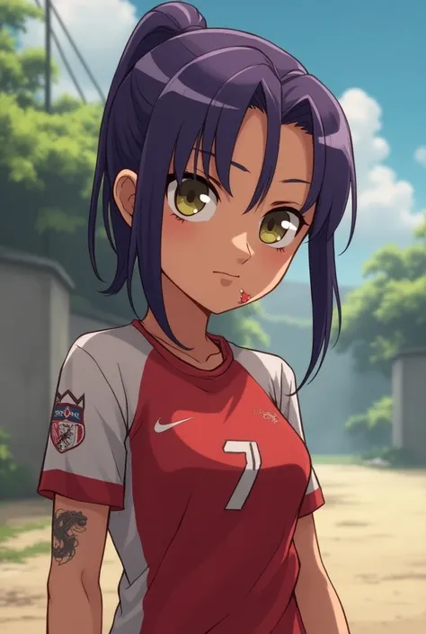 1 fille, Cheveux Mi-longs, Cheveux Violets, Seins Petit, Boucles dOreilles, Yeux Jaunes, Style Animé, Tatouage Bras, Peaux Tannée, Cicatrice Nez
Lèvres Entrouvertes, Sérieux, Regard Fixe, Queue de Cheval, Maillot De Football 