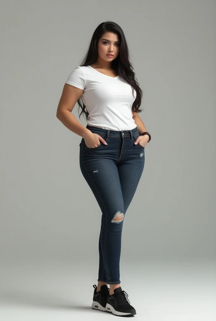 Créez une image dune femme avec  un tour de fesses de 100 cm, mesurant 1m71,  mettant en valeur des courbes accentuées. Elle a de longs cheveux lisses et porte un t-shirt blanc ajusté de Calvin Klein, un jean skinny taille haute Levis 721, et des chaussure...