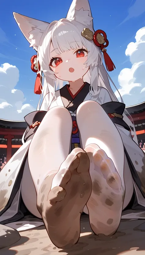 1 Girl,dirty,foot,Outsole,Red Eyes，booobs,Solitary,Long hair,White hair,black gloves,foot,foot focus,Looking at the audience,sit,Sweat,Open your mouth,dirty foot,Keep,outdoor,Sky,bangs，whitepantyhose，Fox ears，There&#39;s mud on the body，White clothes， kimo...