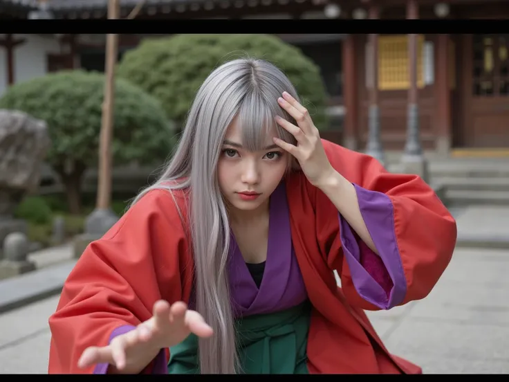  A selfish girl is playing kemari in the precincts。Red purple kosode and green hakama 。 looking at the camera、Close-up、A strong smile。Heavy makeup、 dark pink eyeliner 、 long silver hair 。Heian Shrine