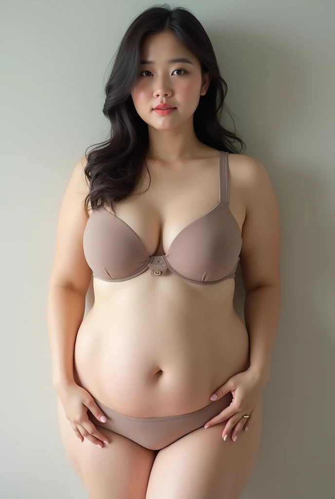 Korean With a fat body wearing bra
