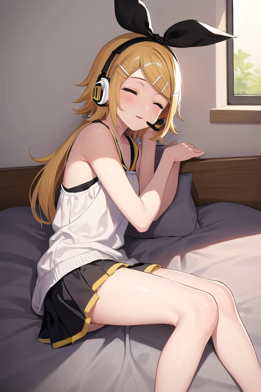 ((best quality)), ((masterpiece)), (detailed),1girl。Kagamine Rin。 headset 。 bed。Sleep with your legs extended。 is sleeping。