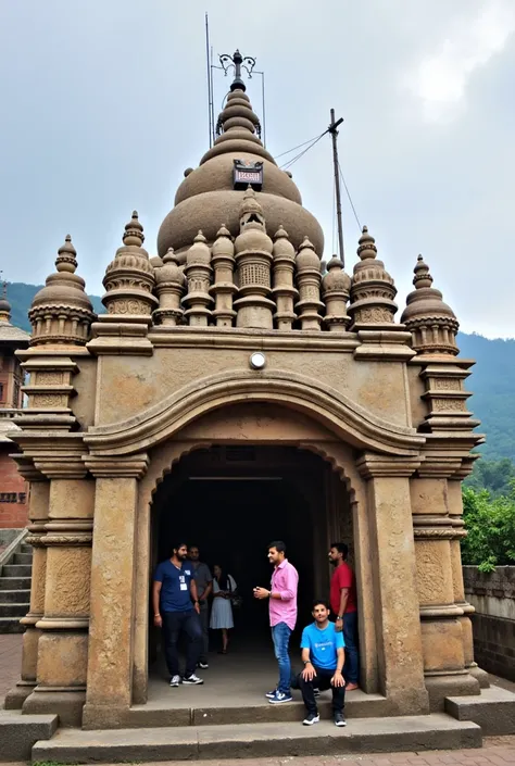 बैजनाथ धाम (Baijnath Dham) भारत के उत्तराखंड राज्य के कुमाऊं क्षेत्र में स्थित एक प्रसिद्ध शिव मंदिर है। यह मंदिर भगवान शिव को समर्पित है और धार्मिक व ऐतिहासिक दृष्टि से अत्यंत महत्वपूर्ण है। बैजनाथ धाम बागेश्वर जिले में गोमती नदी के तट पर स्थित है और समुद...