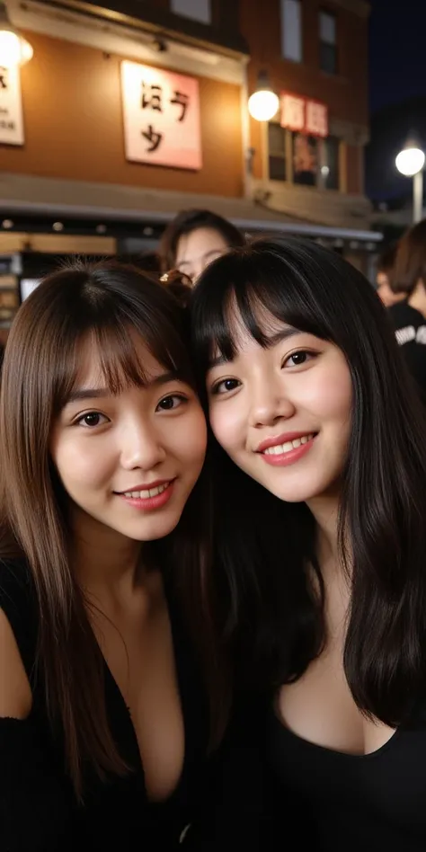 ・2 elegant girls
・2 shots that seem to be good friends
・Take a selfie with a smile on your iPhone
・Delicate facial appearance
・Bangs
・The hair is so realistic
・Hair is shiny
・A girl with long straight black hair that extends below her bust
・Brown-haired gi...