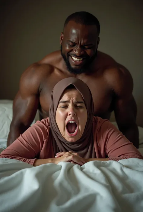 A fat Muslim girl is lying on her stomach in bed.  There is a scarf on the head.  Behind him is an African black bodybuilder having anal sex.  His suffering is on the woman's face.  She is screaming.  The man is laughing.  (only male and female face view)