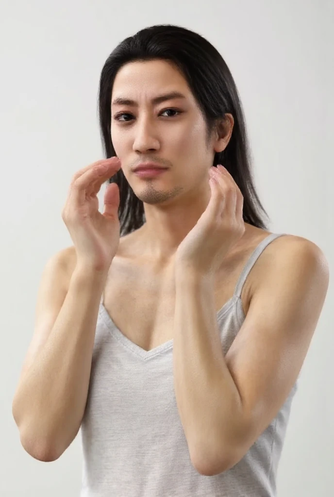  Super Fine、Picture of her face 、She smiles, I&#39;m wearing a camisole,  posing with their hands crossed in the shape of a heart in front of their chest、The background is plain 、    high definition 、細部にわたって   high definition 