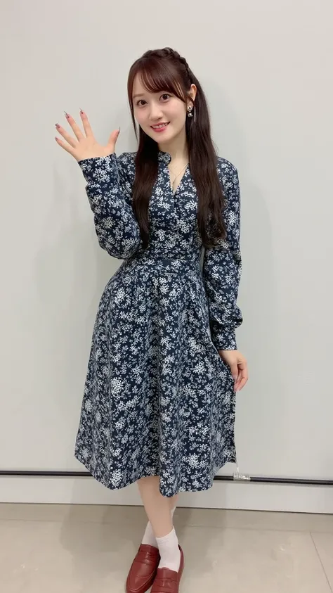 nsfw、 Clear Eyes、8k、 best image quality、masterpiece、 perfect human body、( See uniforms :1.2), (The black floral dress has a fitted body:1.4), ((Fasten the button, Not loose):1.5), (( Long Sleeve,  sleeves that go past the wrist):1.2), (  full body image
:1...