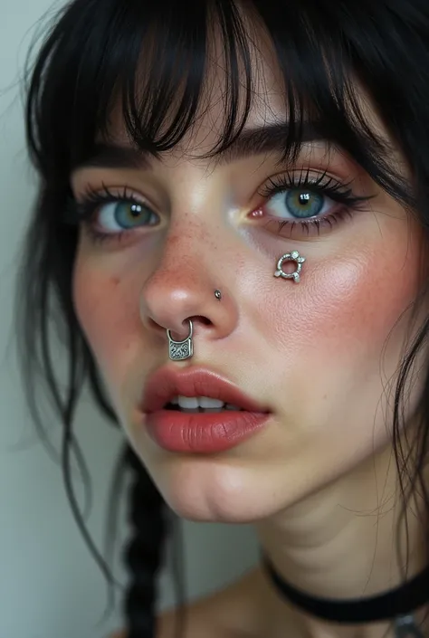 com piercing vertical labret, Ring on the nasal flap, piercing medusa e piercing no septo