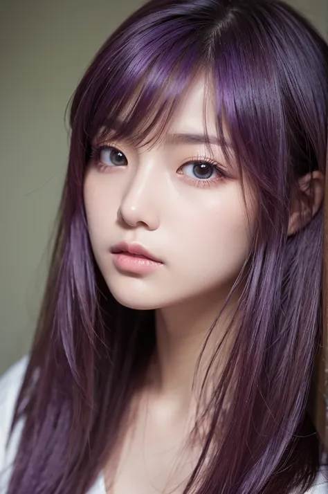 Head shot of a person with slightly tousled medium hair、Natural hair 、 pensive expression 、 soft lighting 、 detailed pictures、 purple hair、