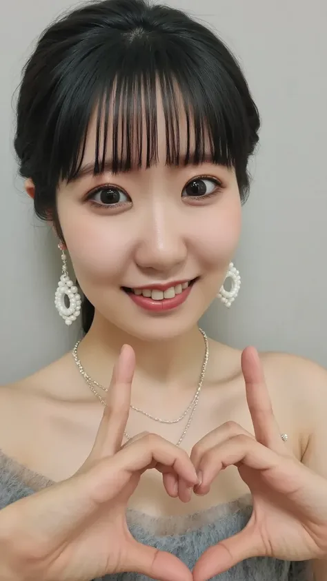  Super Fine、Picture of her face 、 and she has a smile showing her teeth,  wearing off-shoulder,  I'm posing with my hands crossed in the shape of a heart in front of my chest、 background is simple 、   high resolution、細部にわたって  high resolution