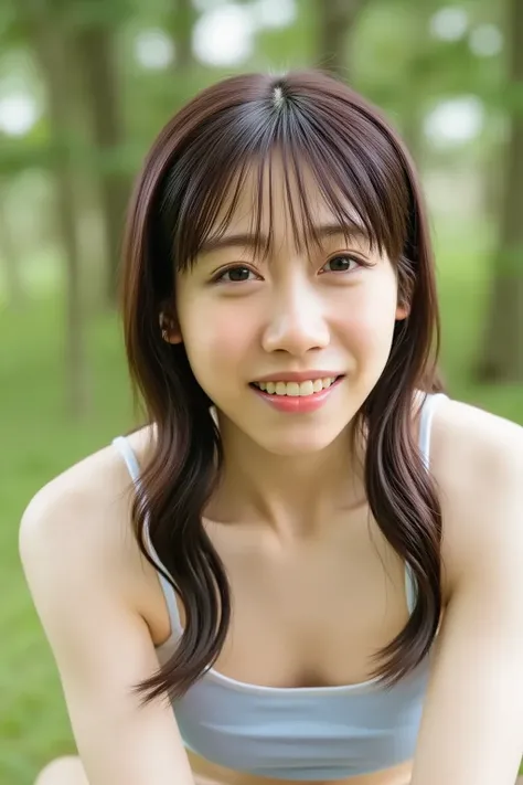  Super Fine、 up of her face 、 and she has a smile showing her teeth,  is wearing off-shoulder, The background is in the woods 、   high image quality、細部にわたって  high image quality