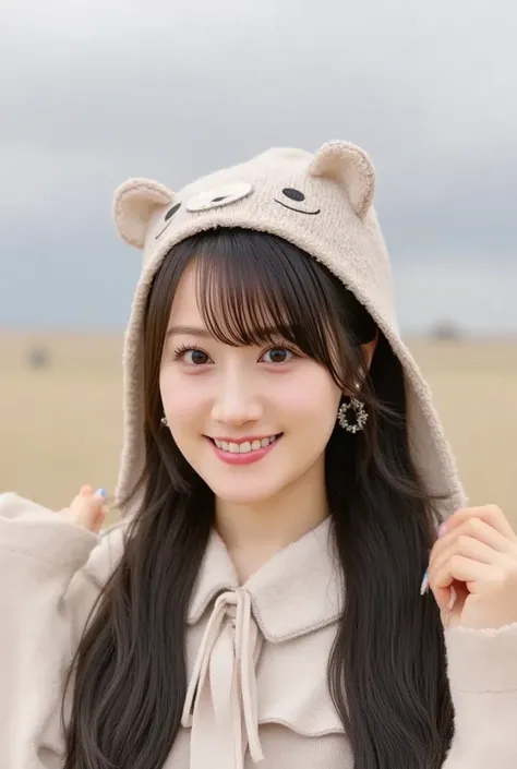  Super Fine、 up of her face 、 and she has a smile showing her teeth, I'm wearing a bear hoodie,The background is the plains、   high image quality、細部にわたって  high image quality,I'm wearing a 