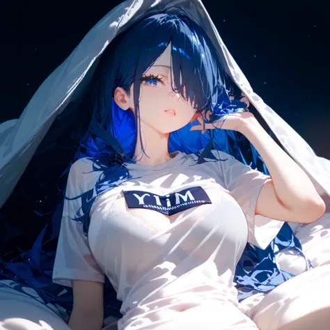 1 girl，Long vibrant navy blue hair ，spread hair over bed, white oversized T-shirt ， Thin shirt,  bra,  large breasts, brim covers one eye， dark background ，Cover your face with one hand， oppressive atmosphere ， blue eyes，lay on bed