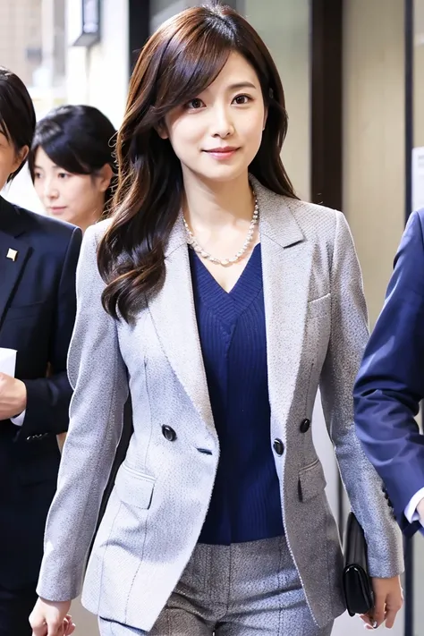 Japanese celebrity Sa々Nozomi、 office、 suit