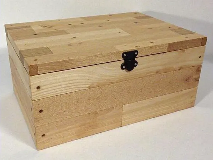 Creating a DIY wooden storage box is a fulfilling project. It's practical and adds a personal touch to your home. Once you've finished your masterpiece, it's time to showcase your work. Displaying your wooden storage box can bring a sense of pride and acco...