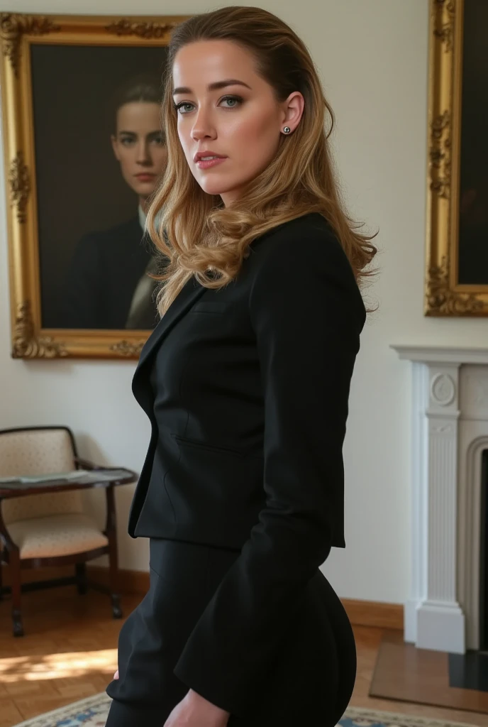 AMBER HEARD, Secretary of the White House