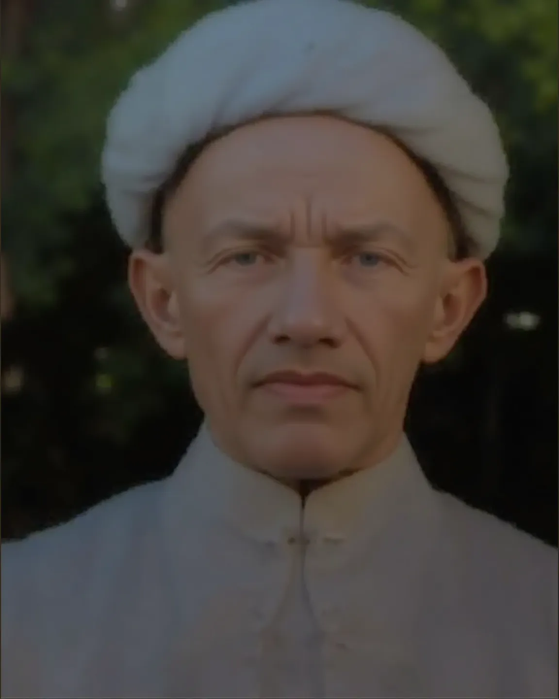 100 years Old men with white turban