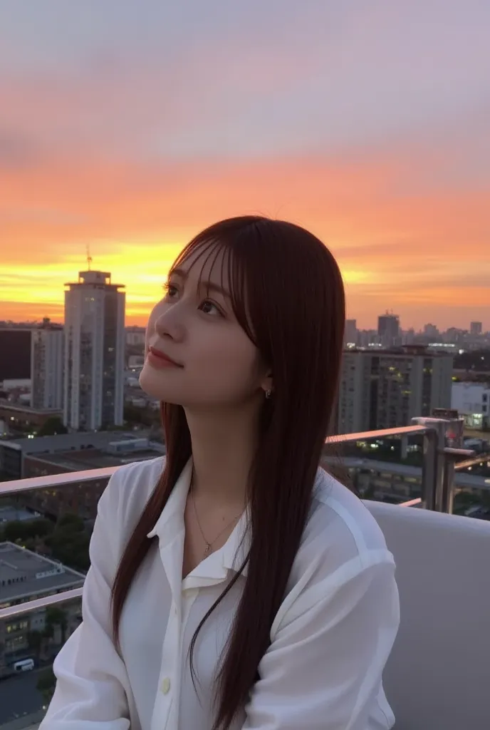 long ,  straight hair , At dusk、sitting on a modern rooftop terrace.  she says 、wearing a casual yet elegant white blouse, , her expression is gentle 、staring at the horizon in a calm manner. The sky is dyed in an orange and pink gradation, Below、twinkling...