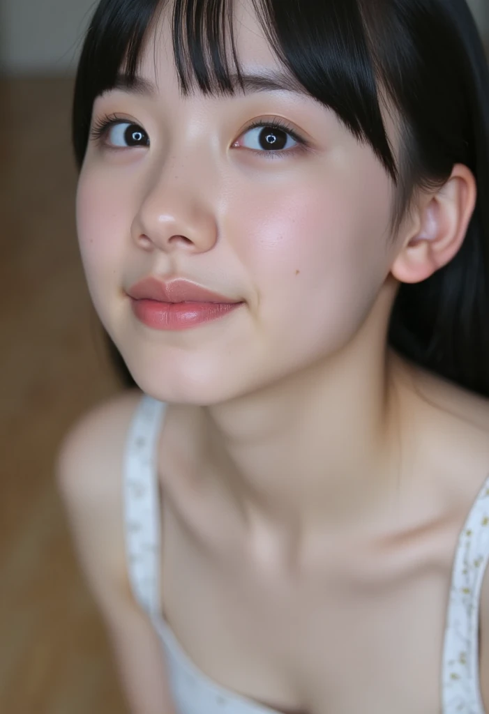 looking at camera、smile、high resolution pictures 。  young Japanese idol  、cookie 。, alone , 1 girl, bikini , focus on your face , face up , look at the camera and put , long hair, pale skin , detailed face , Double Narrow Eyes  , charming eyes , light make...