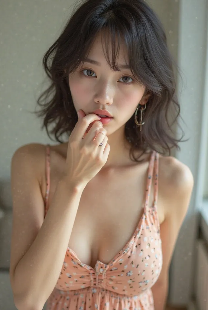  Japanese High School Girl、 chica sexy, tank tops that are too wide at the neck only, The neck is too wide、Shoulder straps slip off、Chest Valley, Please show off your seductive looks, lure,  bite half of her lip , High Precision, Real Photos,Seductive Expr...