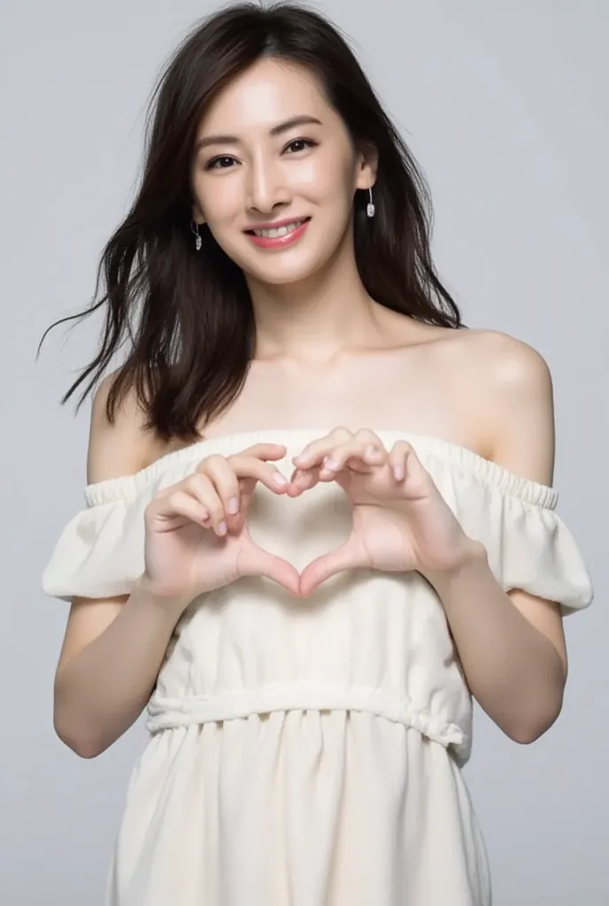 Only one woman with a cute smile wears cute, fluffy off-shoulder pajamas, makes a big heart shape with both hands, and poses them in front of her chest, View above collarbone、The background is a monotone 、
