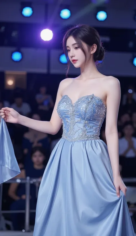 On a stage shining with multicolored lights，A princess body Wearing a light blue silk bandeau dress，The dress is adorned with fine silver sequins，as the light shines brightly。 that she is full of confidence ，and revealed a charming glow in the air。I saw he...