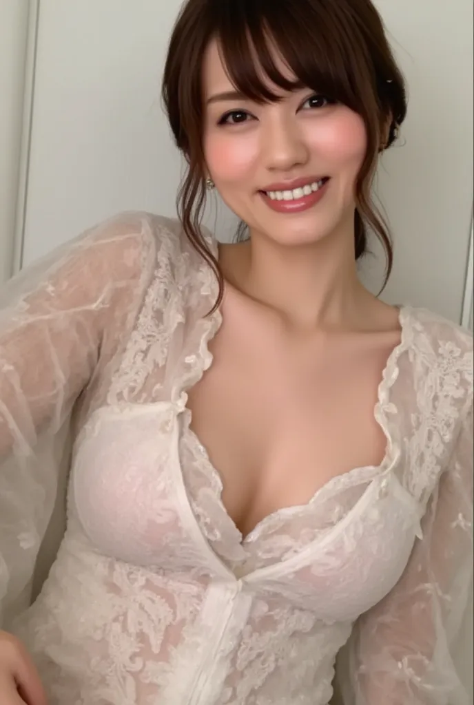 (((naked)))、(((beautiful naked)))、(8k、RAW photo、top quality、masterpiece:1.3)、(realistic、Photo Real)、( huge breasts :1.1)、( bigger breasts in bikinis :1.1)、Vulgar、(((naked)))、(((beautiful naked)))