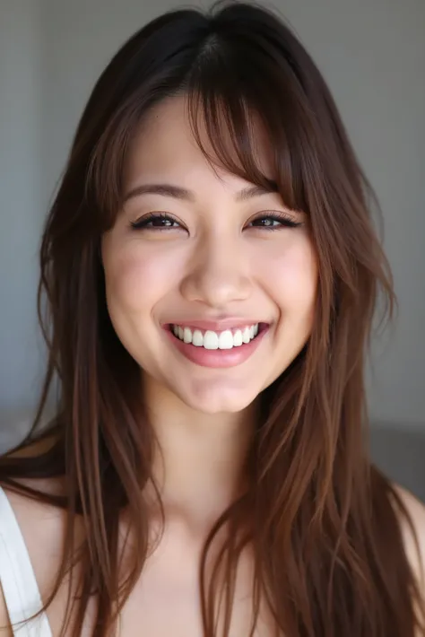 Apna khud ka creative portrait ya photo rakh sakte hain. Agar aap vlogging ya lifestyle content banate hain, toh ek high-quality photo jisme aapki expression achi ho, best rahega.

