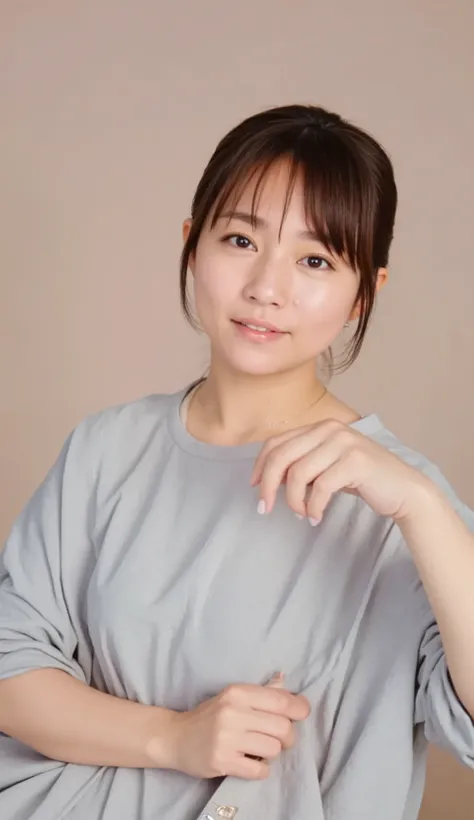 かわいいsmileの女性はかわいいです, Wearing light blue underwear, make a big heart with both hands, Pose with your arms crossed in front of your chest, Look above your neck 、 The background is a solid color 。 、smile