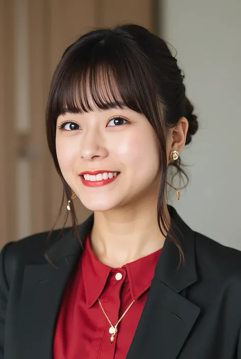 A neat and clean young woman、office lady suit、jacket、shirt、necklace、and look at the camera、、 濃いアイシャドウ、、 smile showing teeth、ネックレス、ear piercing、upper body、Background is in a room、