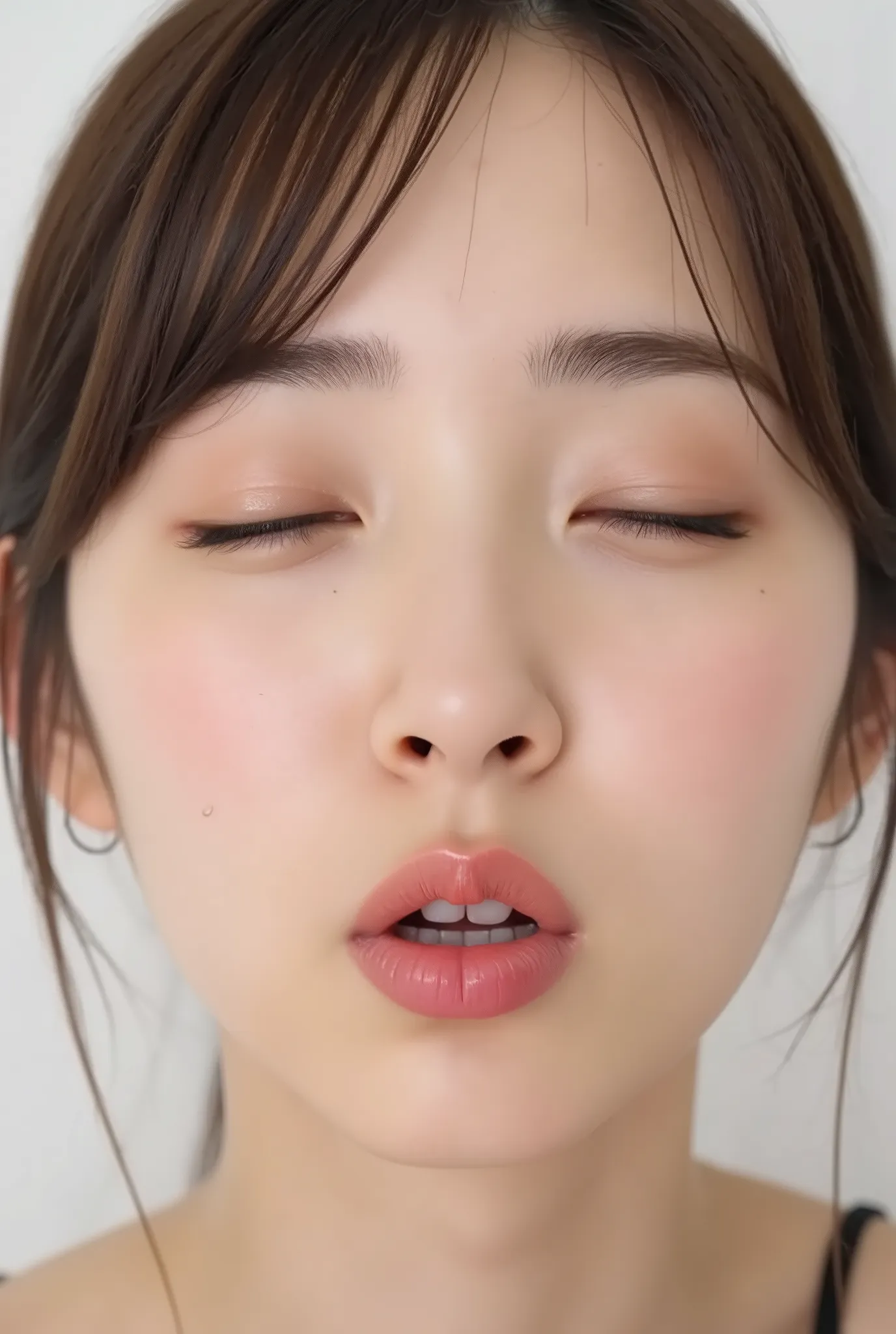 suzuki_airi_flux_