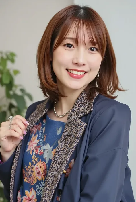 Neat Young Woman、and look at the camera、office lady suit、jacket、shirt、necklace、ear piercing、、、smile showing teeth、背景はオフィス
