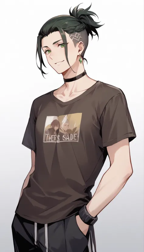 Um rapaz mais velho, 19 anos de idade, cabelo loiro, hair up to the neck with a shaved left side, fair skin and green eyes. He wears a widening earring on his left ear and several black bracelets and a black collar around his neck. His clothes are loose an...