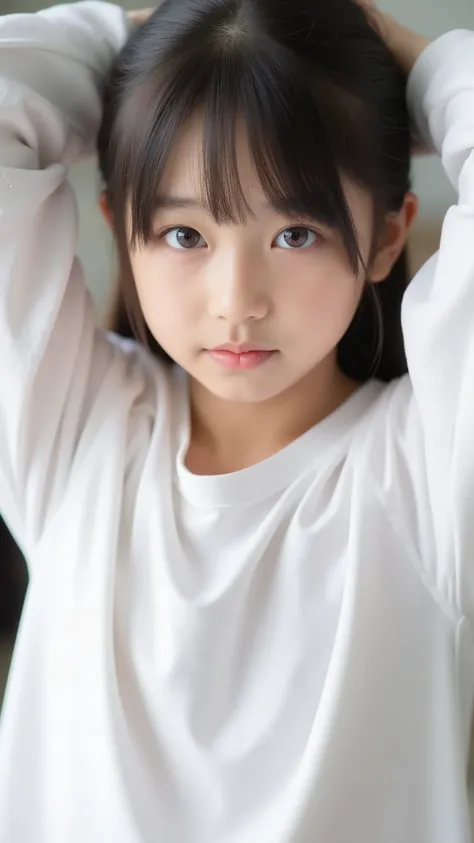 big eyes、smile ヤン、sounds fun、black hair long twin tail that is backlit and looks beautiful through、my chest is open to the bottom of my stomach、I can see a button on my stomach、肌の露出がandても多い、The cutest middle school student in the world、 crosses her arms...