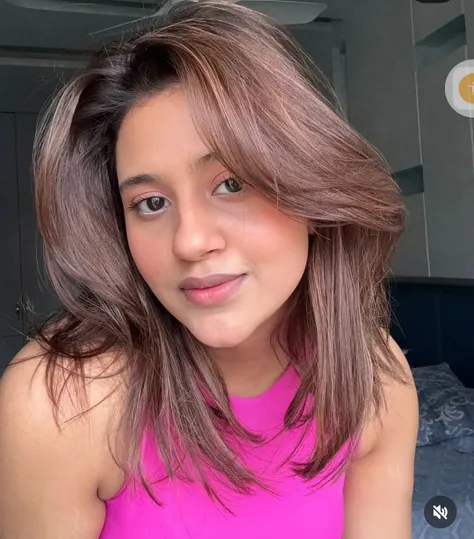 Anjali Arora _rel_260420