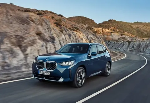 Alat pembuat poster kendaraan