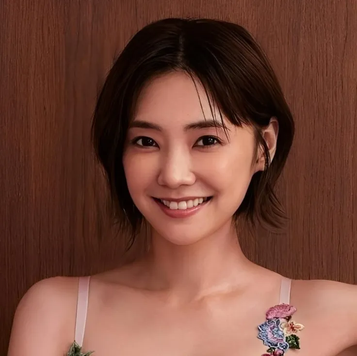 Kana Kurashina(倉科カナ) JP_Realistic girl Mix v1.0