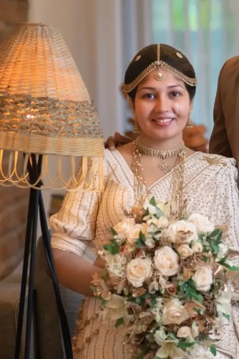 Matar dos pájaros de un tiro produce una bella mujer