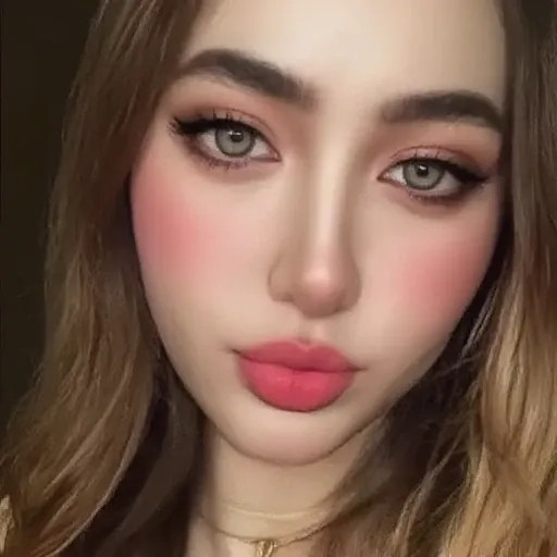 Raniaxoxo_rel_260420