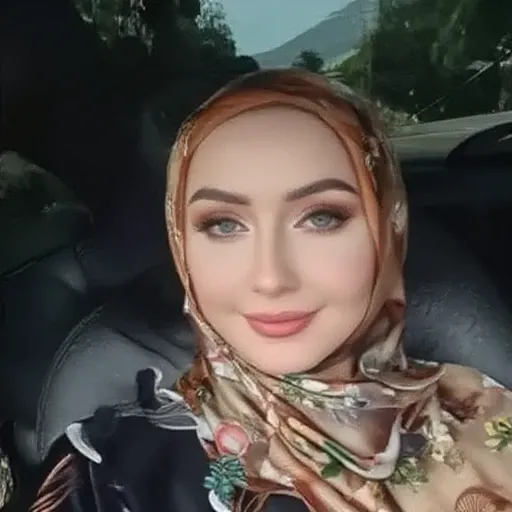 Beautiful Turkish Woman 1_rel_260420